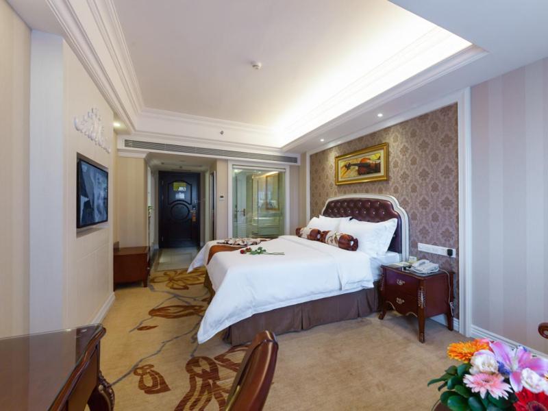 Vienna International Hotel Nanning Zoo Екстер'єр фото