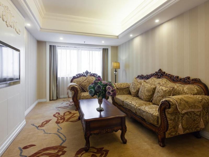 Vienna International Hotel Nanning Zoo Екстер'єр фото