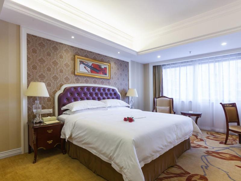 Vienna International Hotel Nanning Zoo Екстер'єр фото